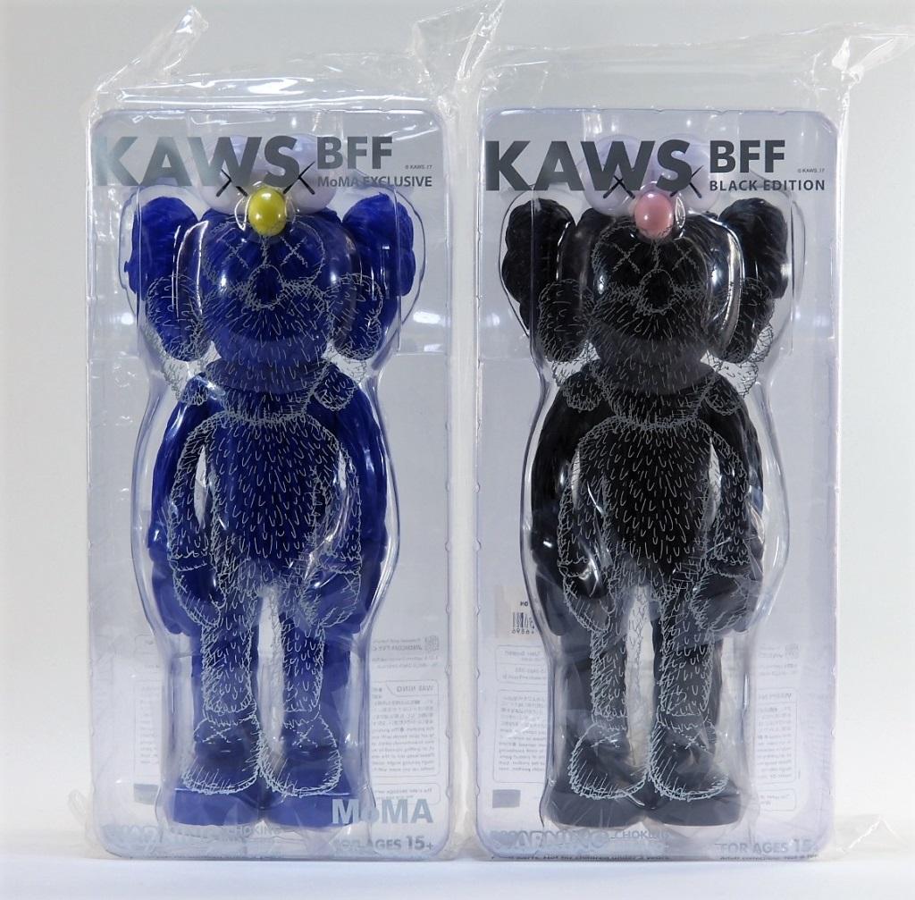 forhold vasketøj Avenue KAWS BFF Black & MoMa Blue Medicom Toy Sculptures | Bruneau and Co.