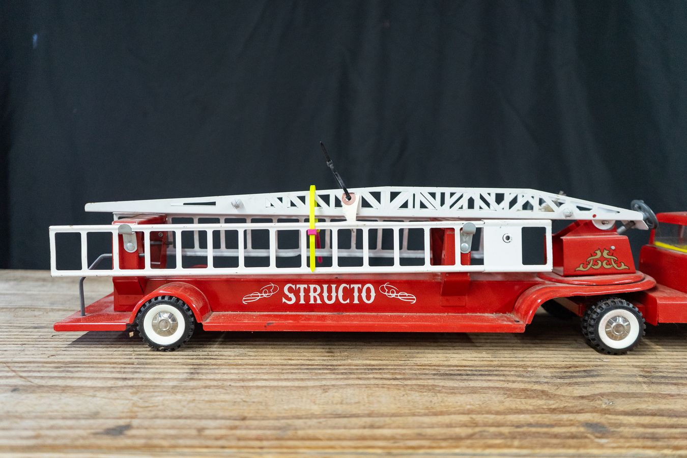 Structo Max Structo Hook & Ladder Fire Truck | Harritt Group, Inc