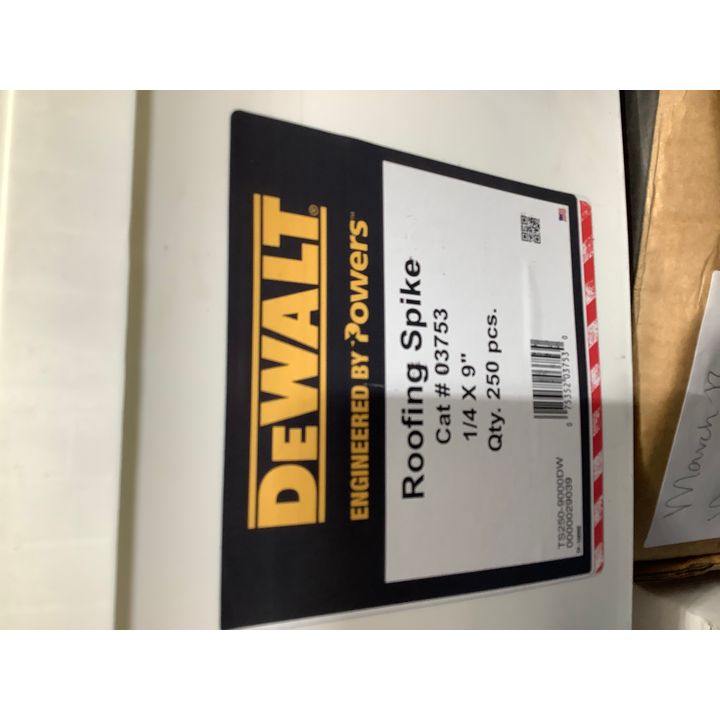 DeWalt 250ct 9" Roofing Spikes