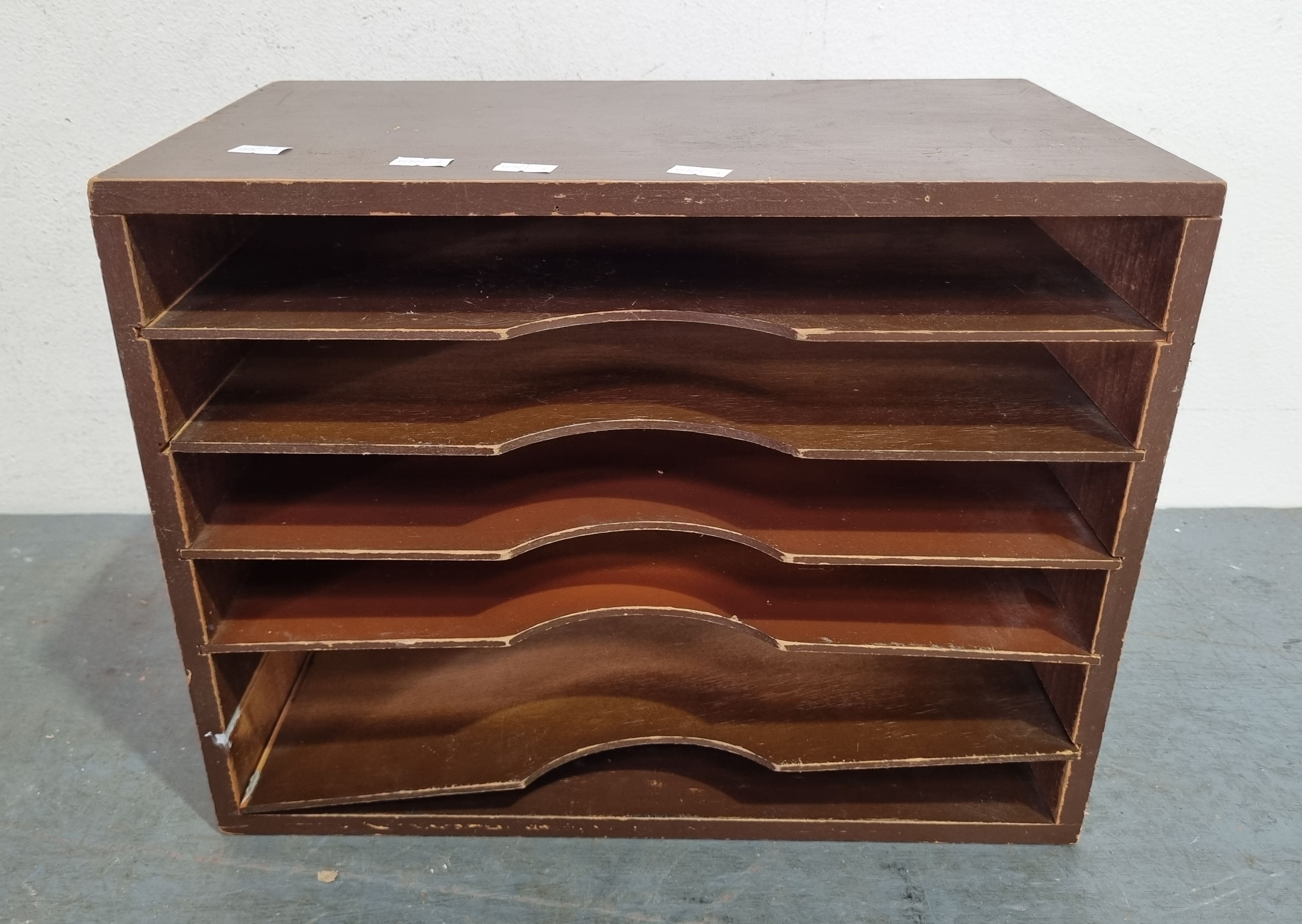 A DESK ORGANISER