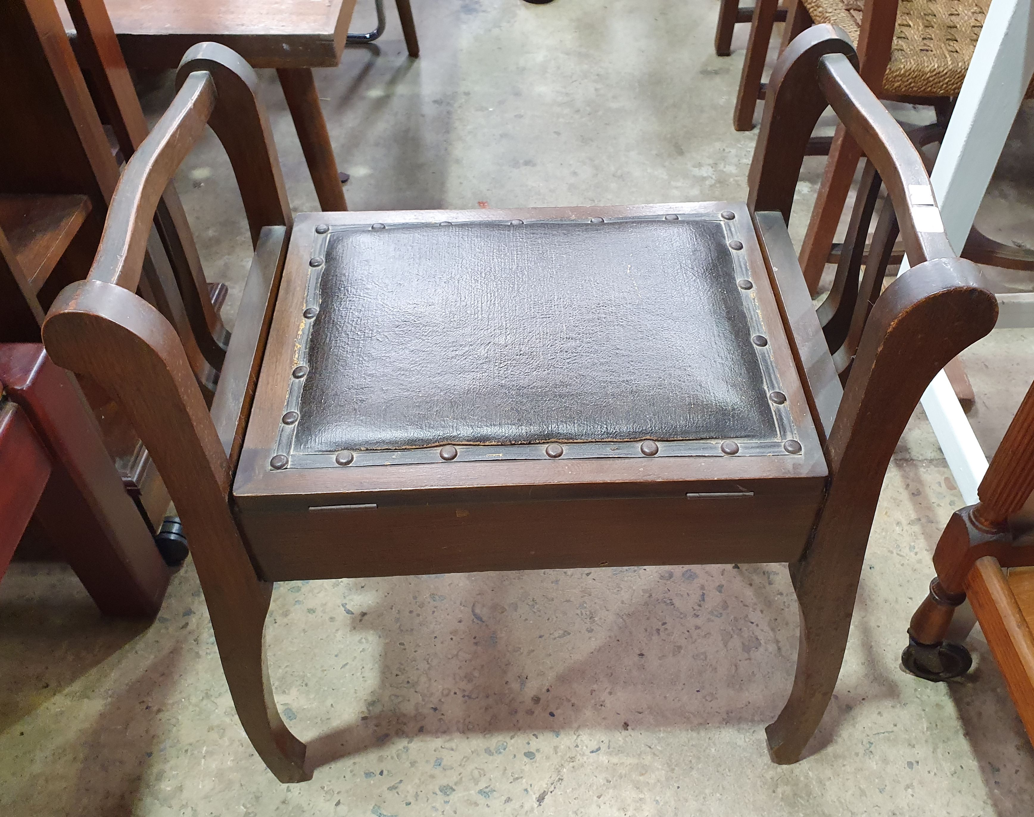 2418 · A WOODEN PIANO STOOL