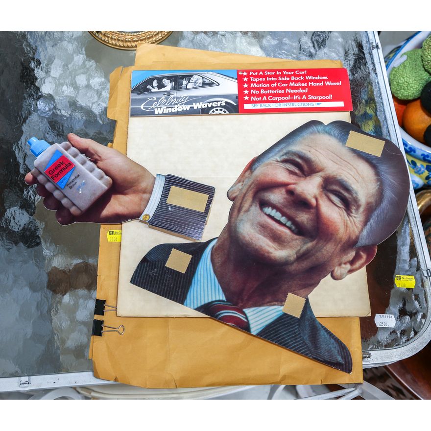 Ronald Regan Window Waver