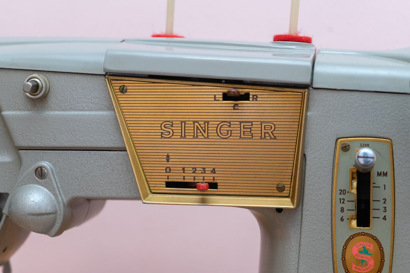 Sewing Machine Console Singer Console Sewing Machine | Harritt Group, Inc