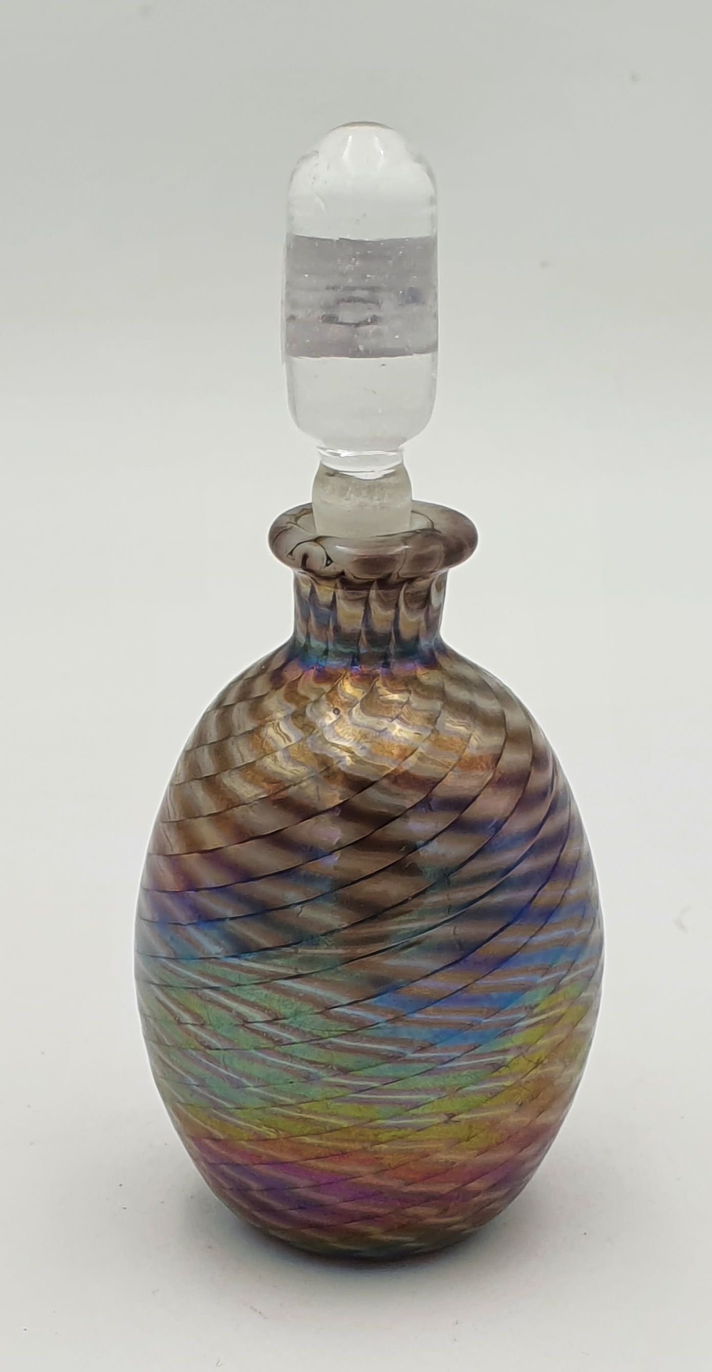 535 · A JULIO SANTOS GLASS SCENT BOTTLE
