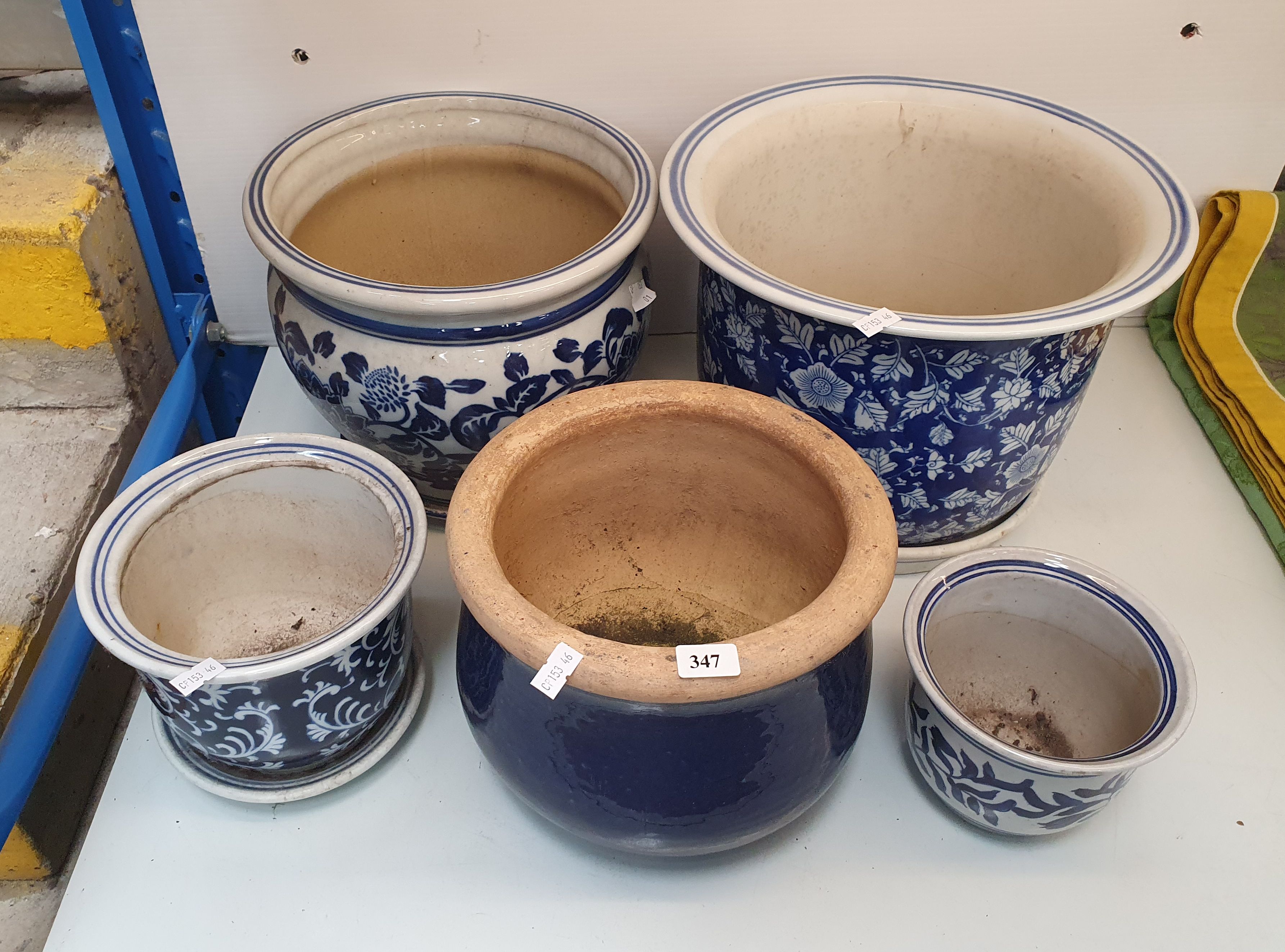 347 · FIVE GARDEN POTS