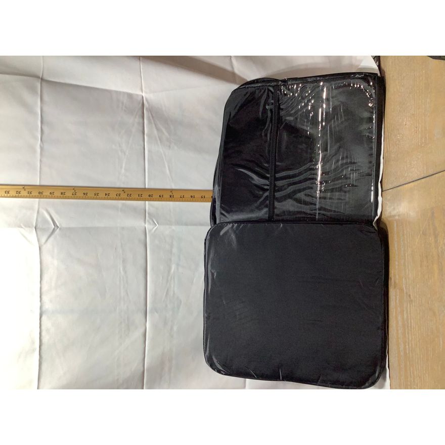 Bleacher Pad with Travel Case