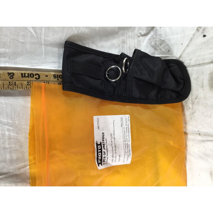Proto 2 Pocket Retractable Pouch