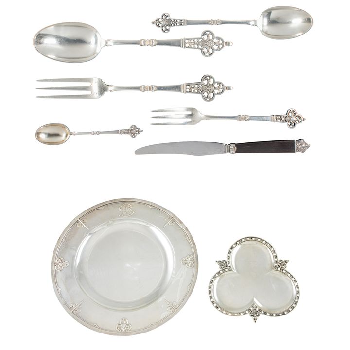 A French Cardheilac Renaissance .950 silver flatware set and two trays
