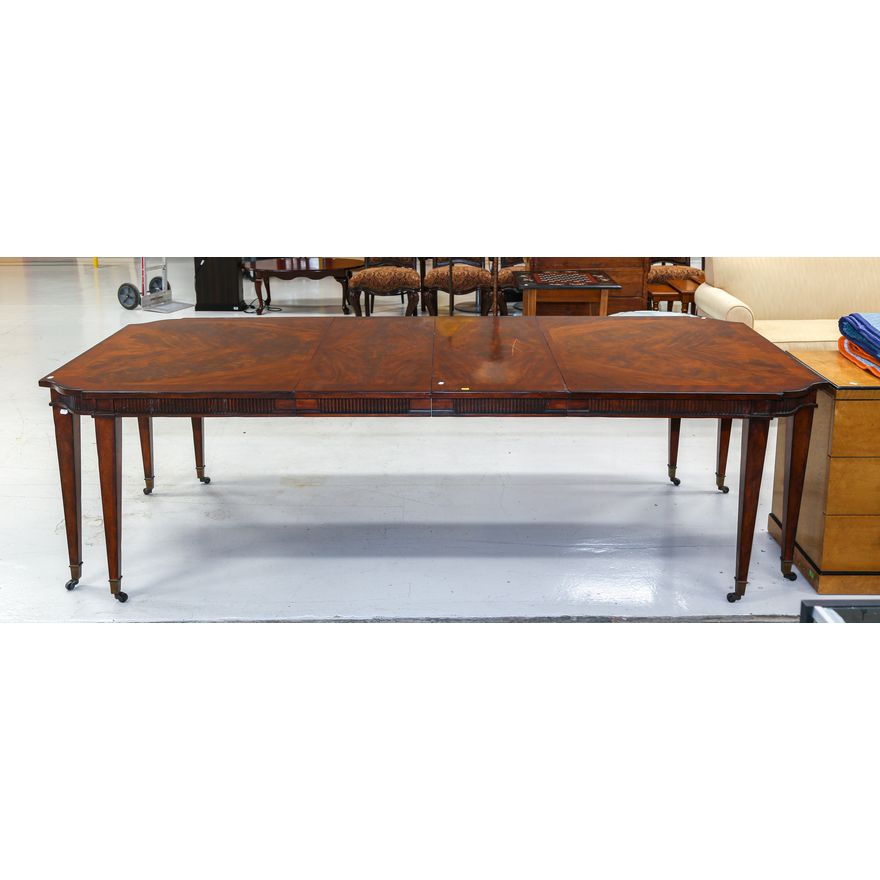 Mahogany Dining Table with Two Leaves