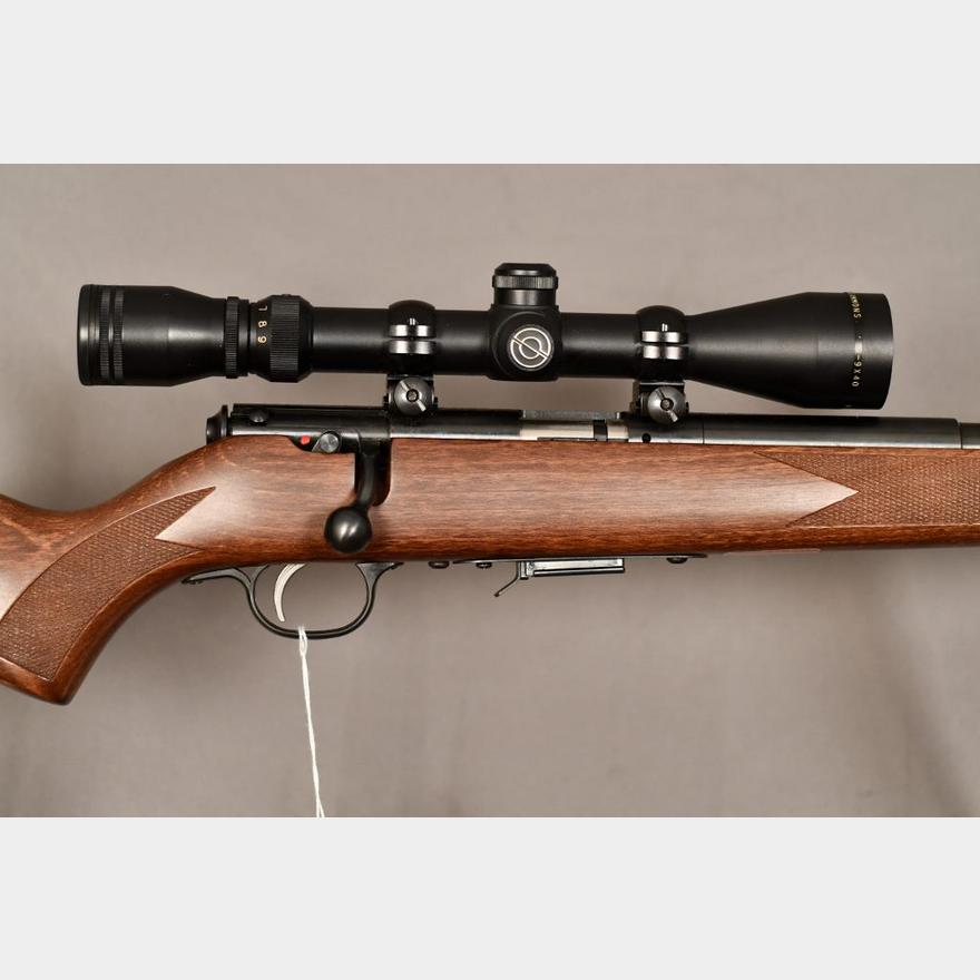 Savage Model 93r17 17 Hmr Cal Bolt Action Rifle 21 Barrel Simmons