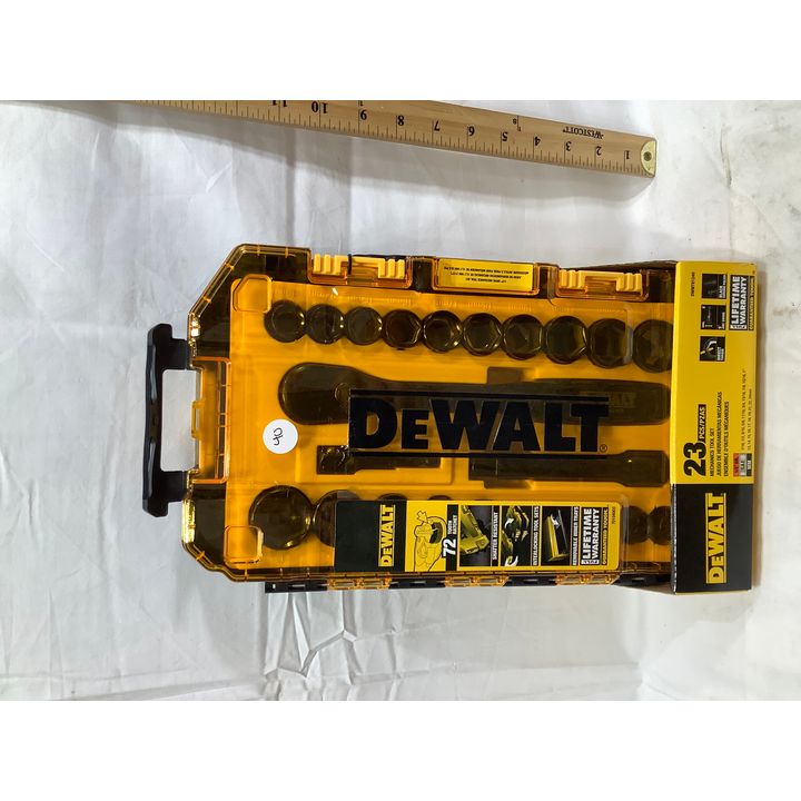 DeWalt 23pc Mechanics Tool Set 1/2" Dr SAE - 7/16, 1/2, 9/16, 5/8, 11/16, 3/4, 13/16, 7/8, 15/16, 1", MM - 13-19, 21, 22, 24mm