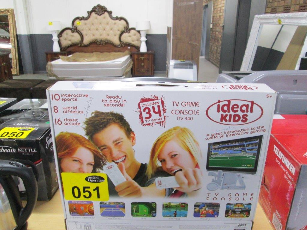 51 - 2 X ITV-340 IDEAL IGDS GAMES CONSOLE .. CONDITION: PLUS 15% VAT ...