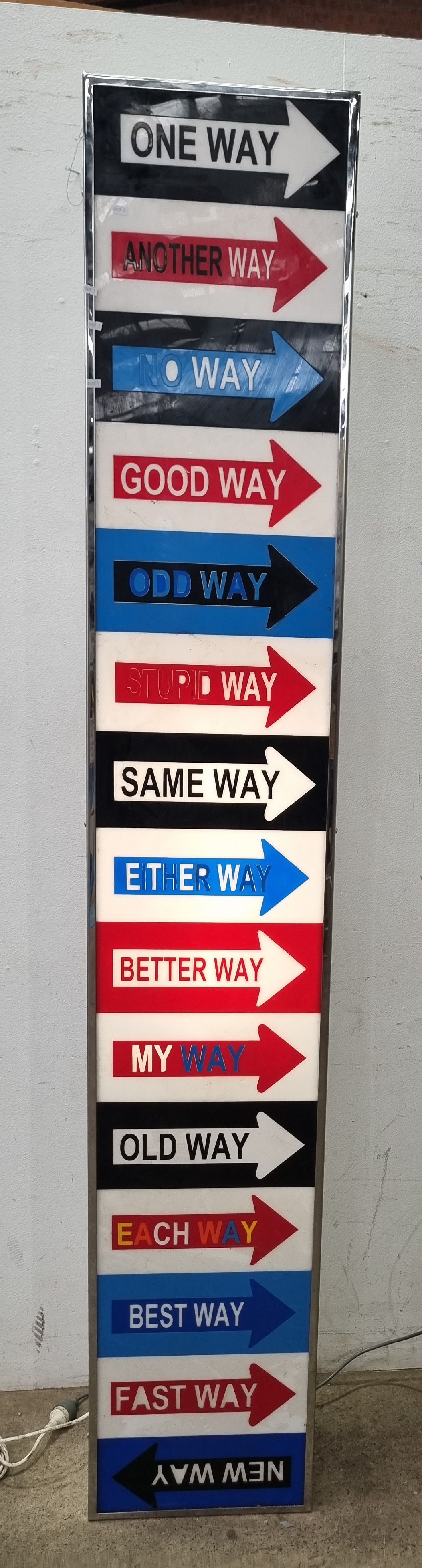 1172 · A WORKING LIGHT UP WAY SIGN