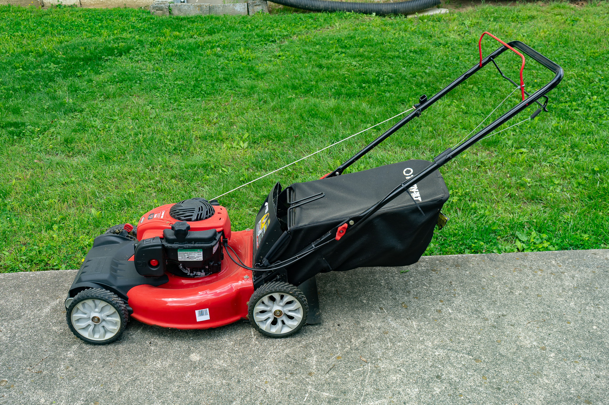 Troy-Bilt TB200 Self-Propelled Lawn Mower | Harritt Group, Inc