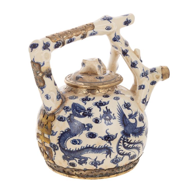 A Chinese Blue & White Porcelain Lidded Teapot