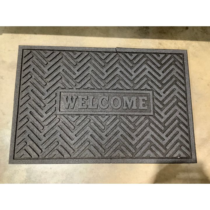 Black Welcome Mat, 36"x24"