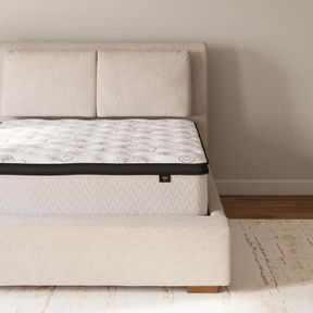 KING SIZE Signature Design by Ashley Chime 12 Inch Medium Firm Hybrid Mattress E25