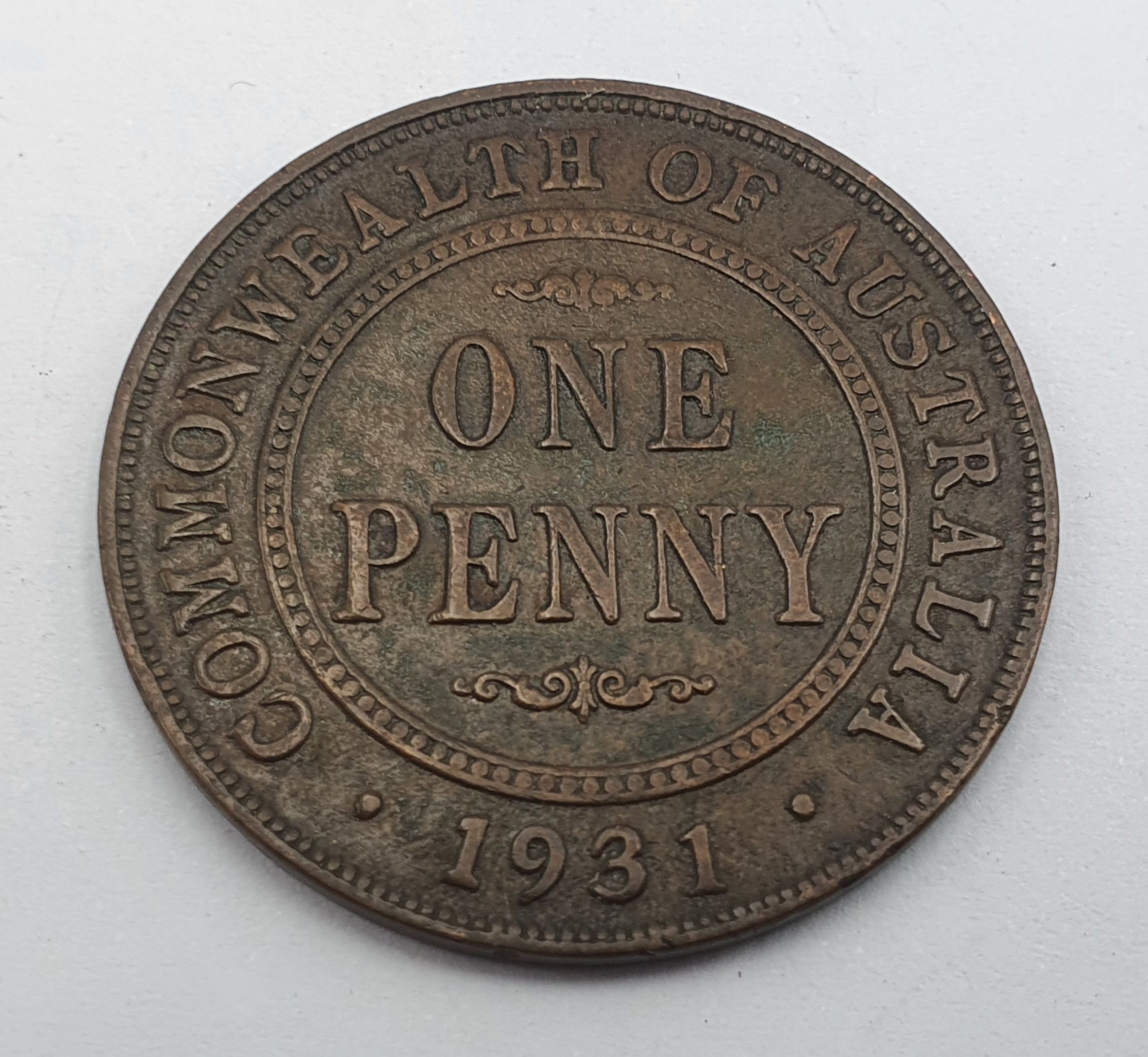 193 · AN AUSTRALIAN 1931 DROPPED 1 PENNY