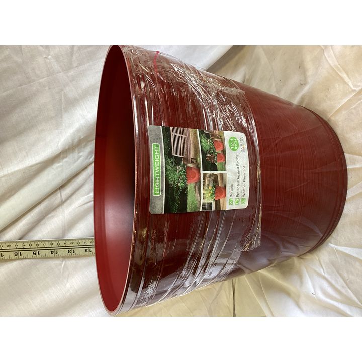 Southern Patio 12.1'' Lightweight Flower Pot (Red)