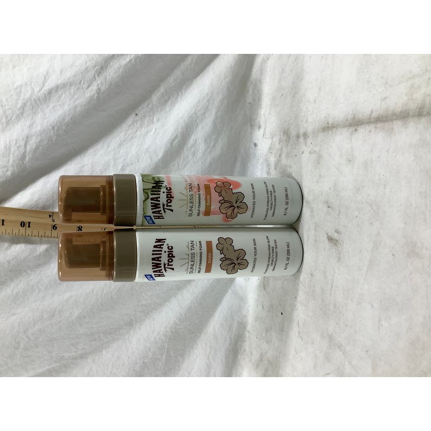 Buying (2) Hawaiian Tropic Sunless Tan Self-Tanning Foam Dark Hydrates your Skin 6.7oz