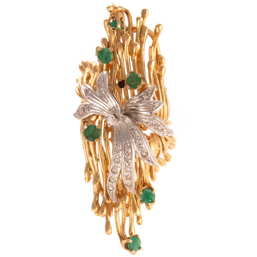 A Nature Themed Diamond & Emerald Ring in 14K