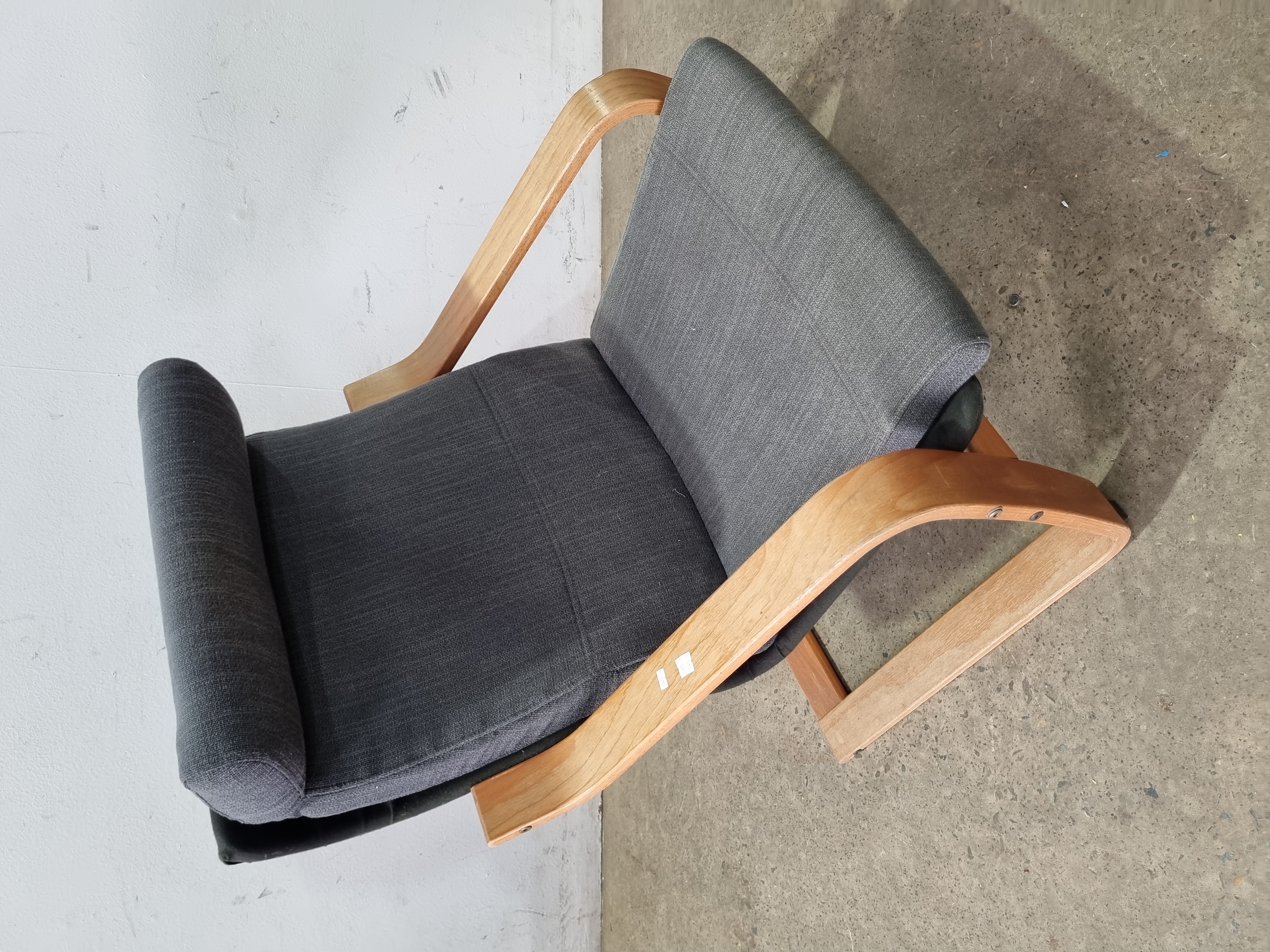 A BENTWOOD RECLINING LOUNGE