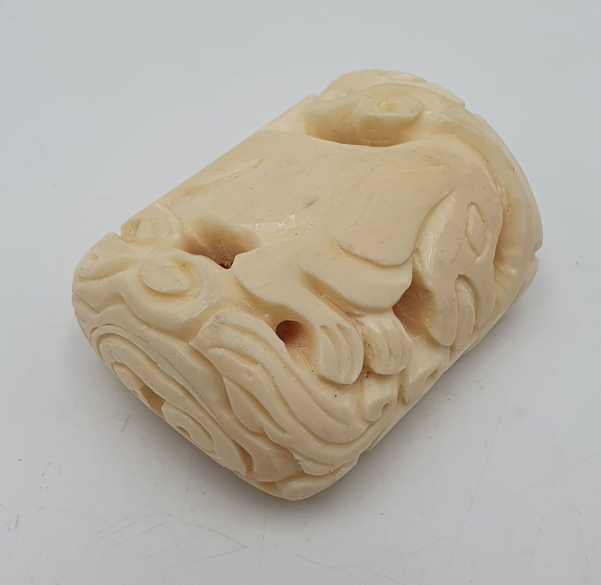 544 · AN ASIAN CARVED FIGURE OF A DOG
