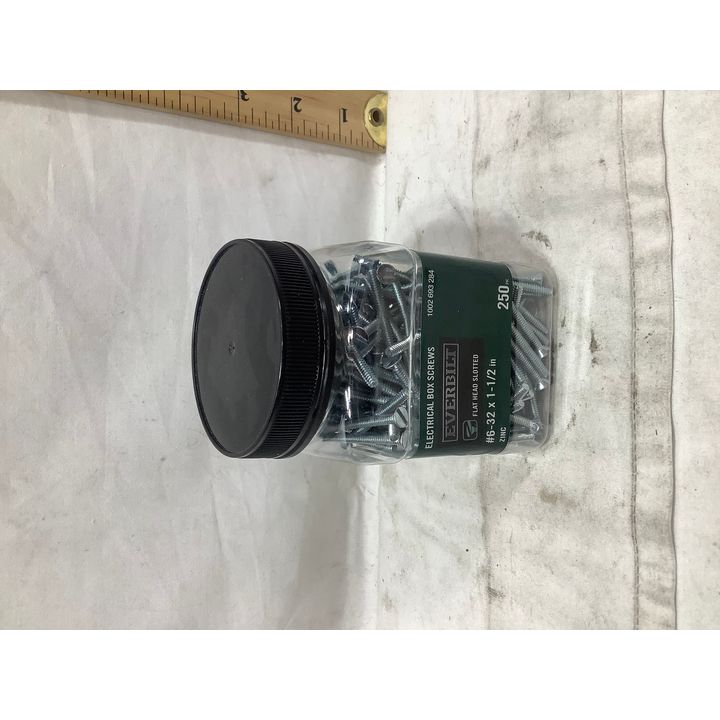 Everbilt 250pc #6-32" x 1 1/2" Electrical Box Screws