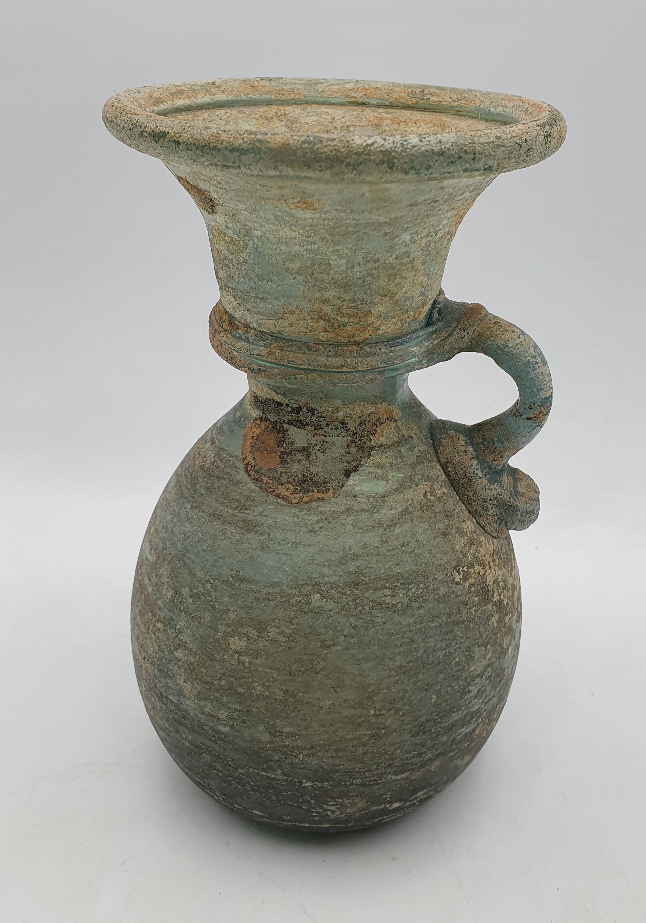 219 · A SCAVO STYLE SODA GLASS VASE WITH APPLIED HANDLE
