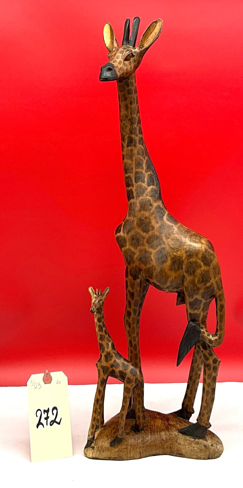 25" WOODEN CARVED GIRAFFE Teel Auctions