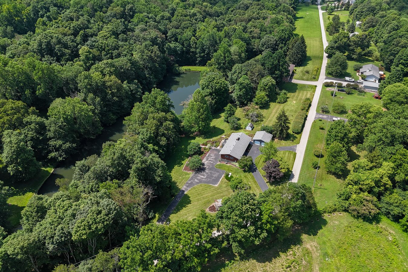 RESERVE LIFTED | 3619 Wagner Drive, Floyds Knobs, IN | Harritt Group, Inc