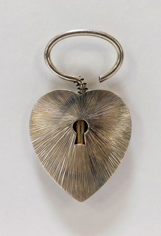 cartier heart key