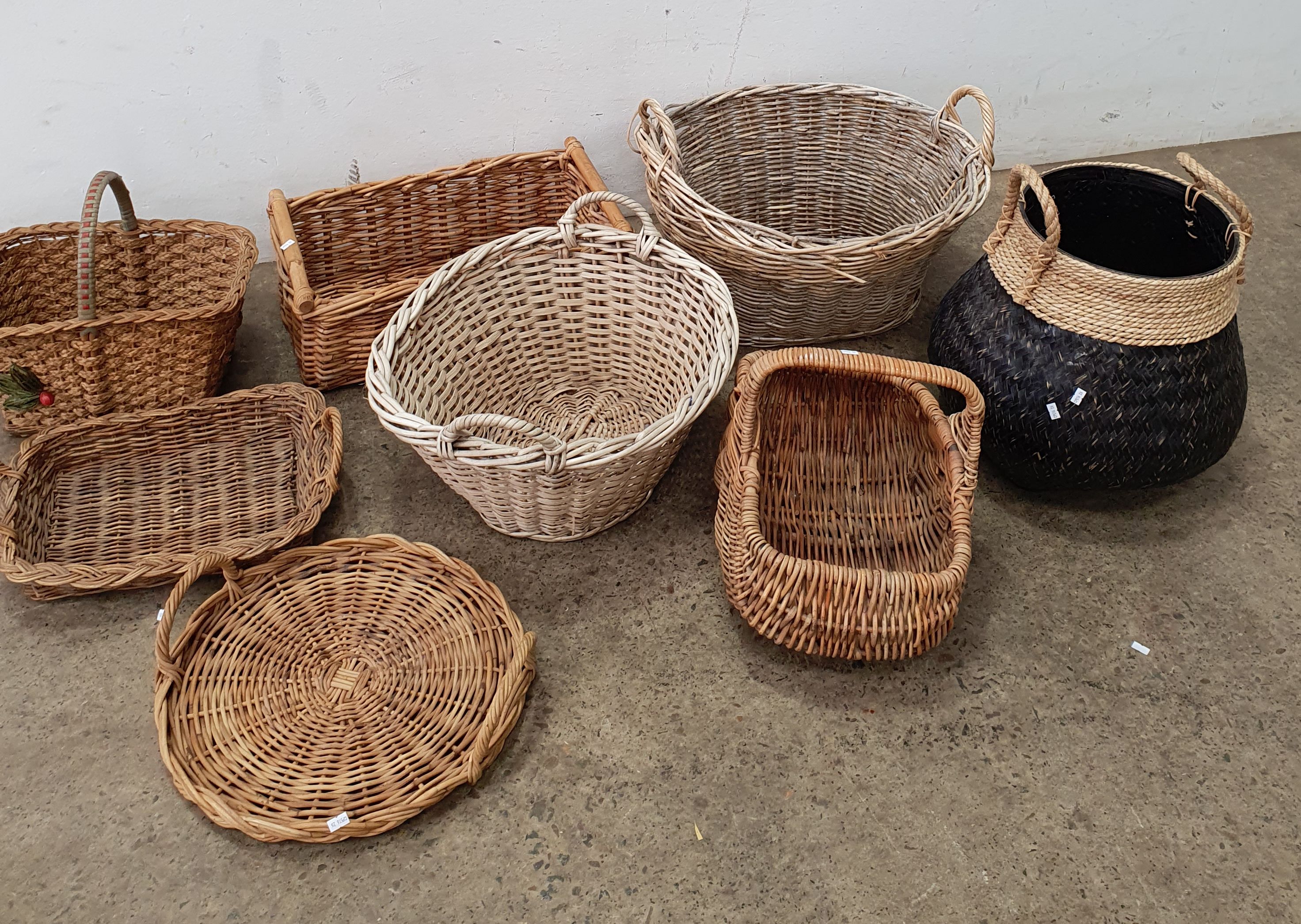 1024 · A GROUP OF CANE BASKETS