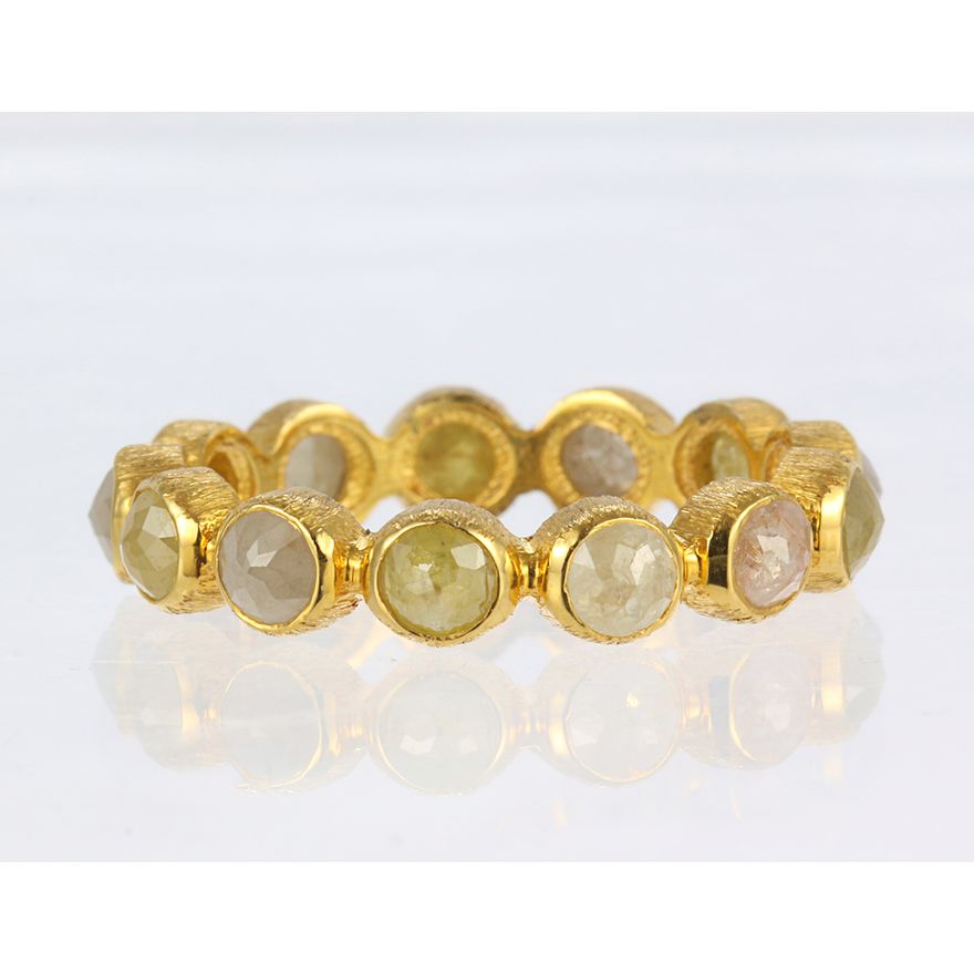 Diamond and 18k yellow gold eternity band