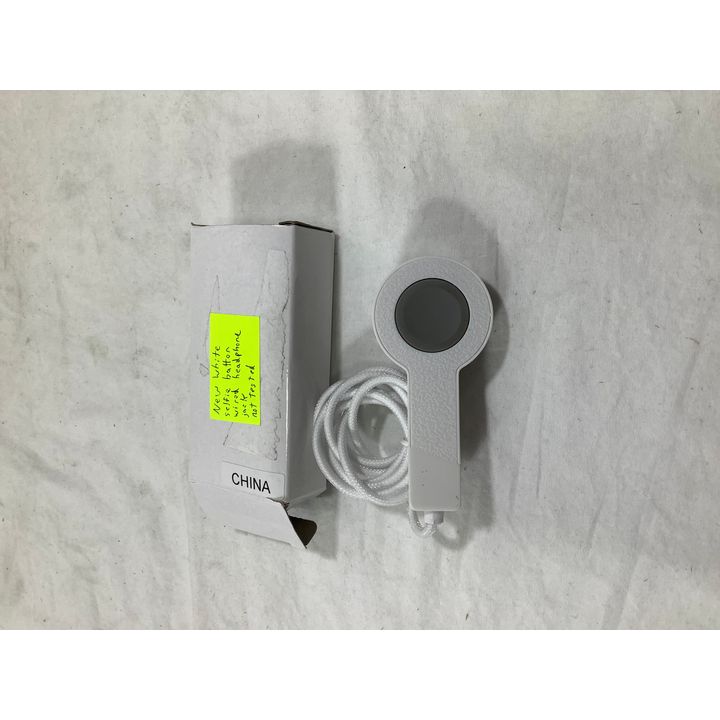 White Selfie Button Wired Headphone Jack