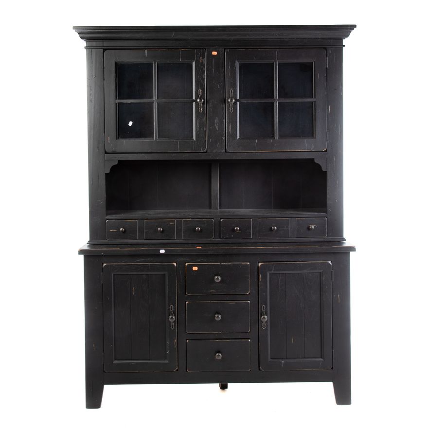 Broyhill attic deals heirlooms hutch black