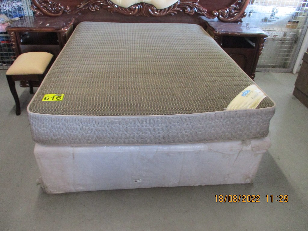 616 1 X EDBLO DOUBLE BASE AND MATTRESS .. CONDITION PLUS 15 VAT & 10 BUYERS PREMIUM