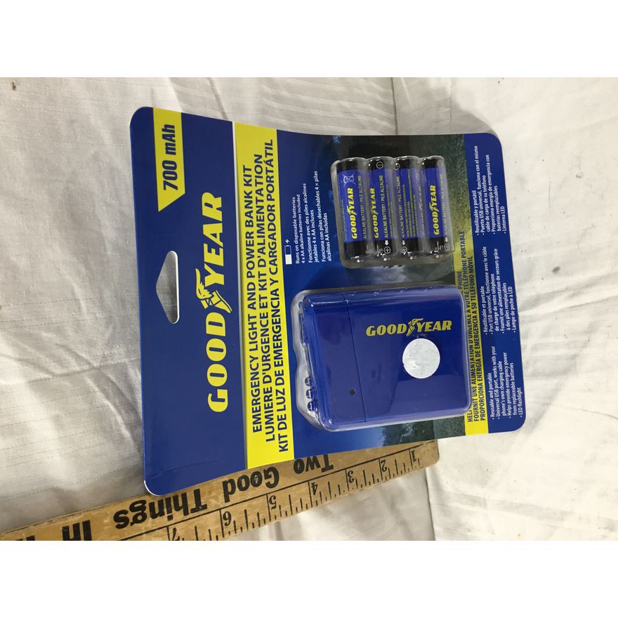 Goodyear Emergency Light And Power Bank Kit