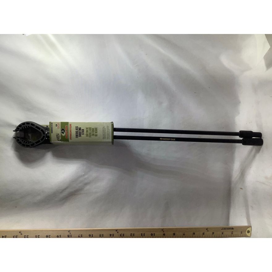 Mossy Oak Predator Fiberglass Shooting Stick