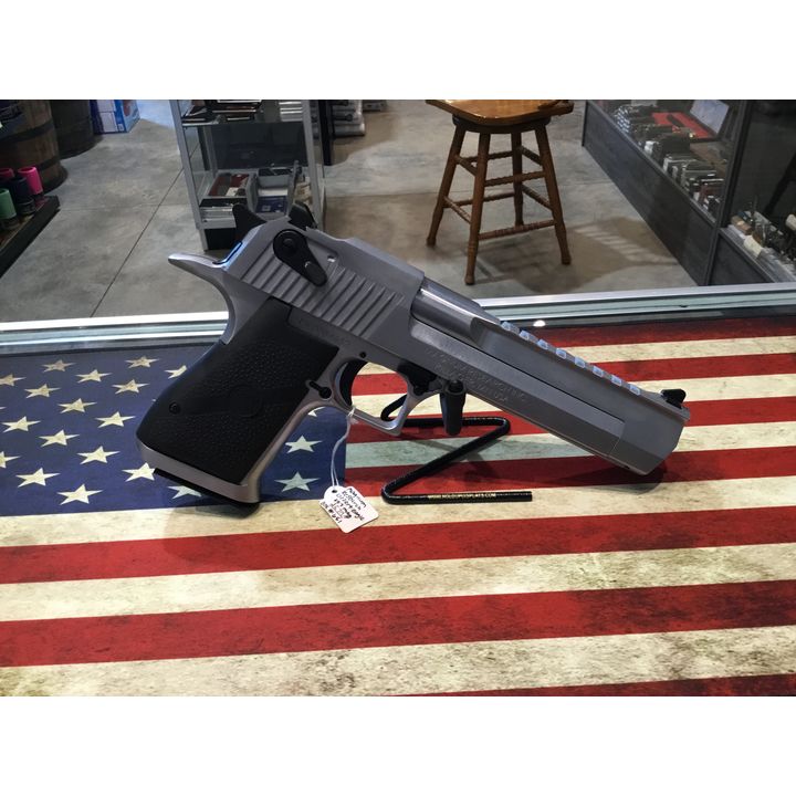 Magnum Research .357 Maganum Polished Stainless Steel Finish Semi-Automatic Pistol w/ 7rd Magazine