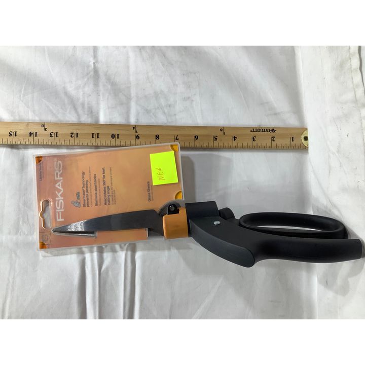 Fiskars Grass Shears