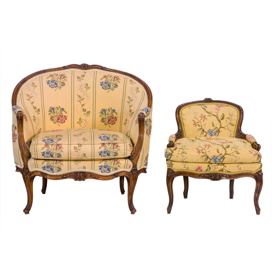 (Lot of 2) Louis XV style club chairs