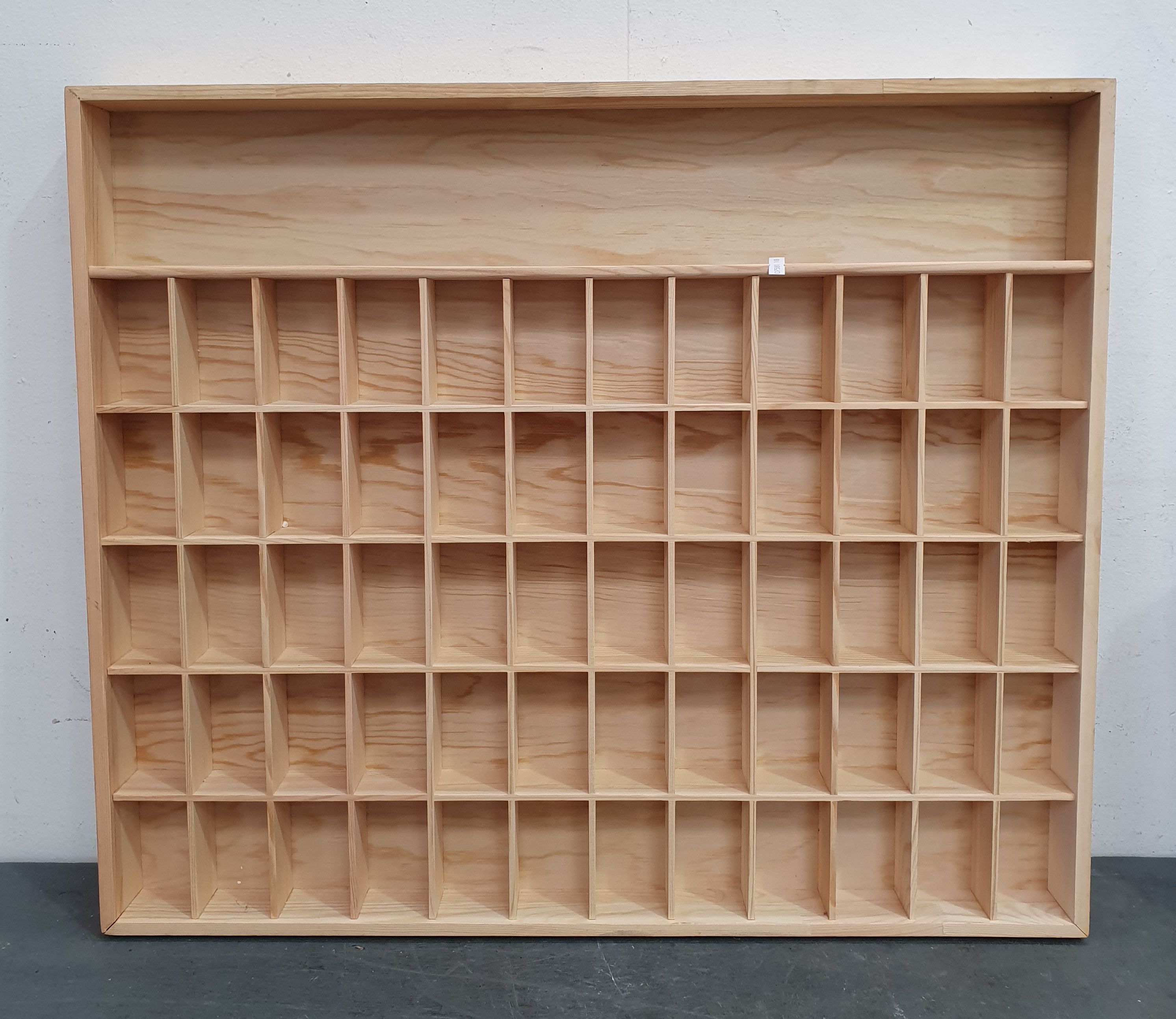 A NIKNAK STORAGE WALL UNIT
