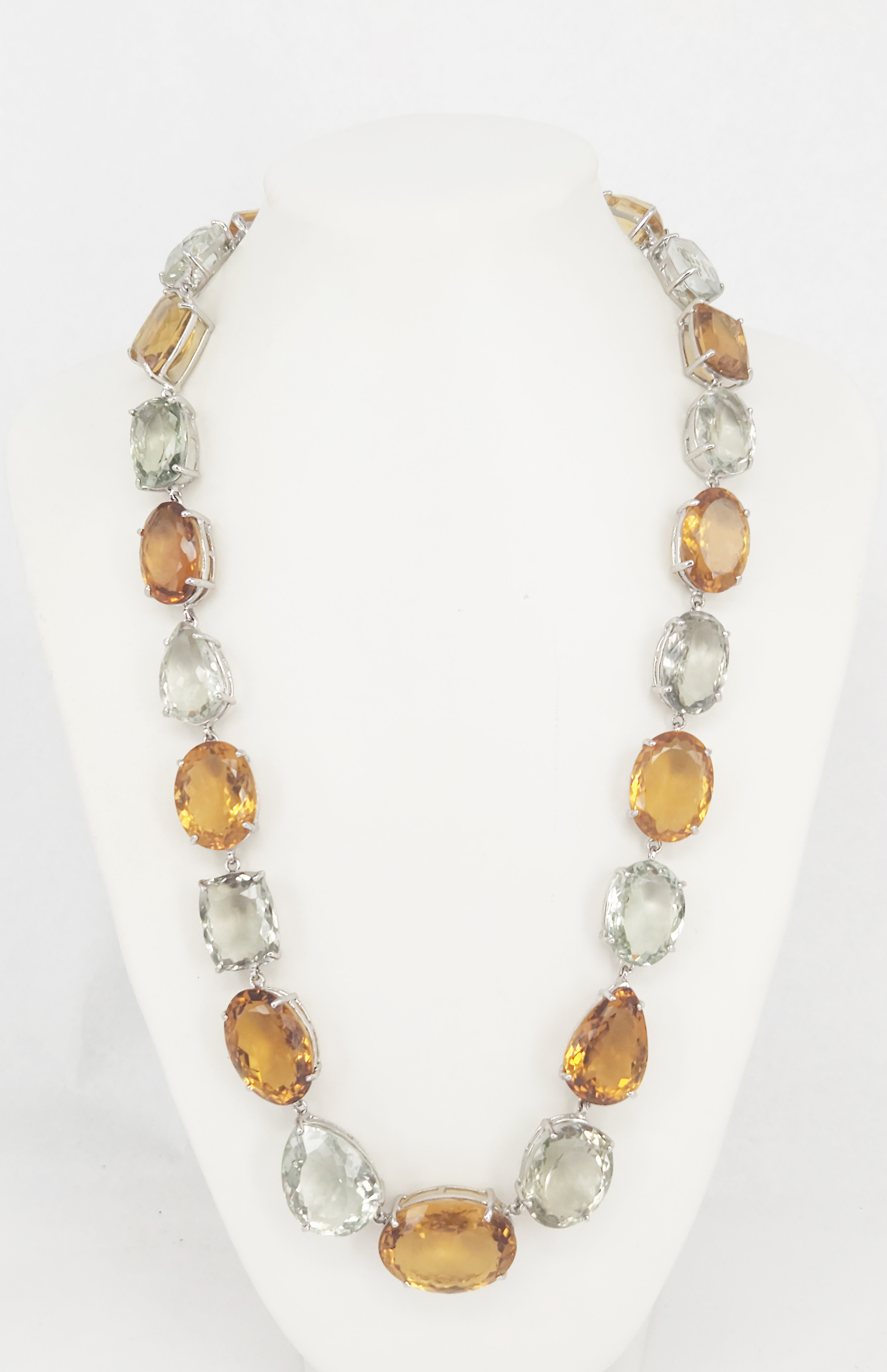 A GREEN AMETHYST AND CITRINE NECKLACE