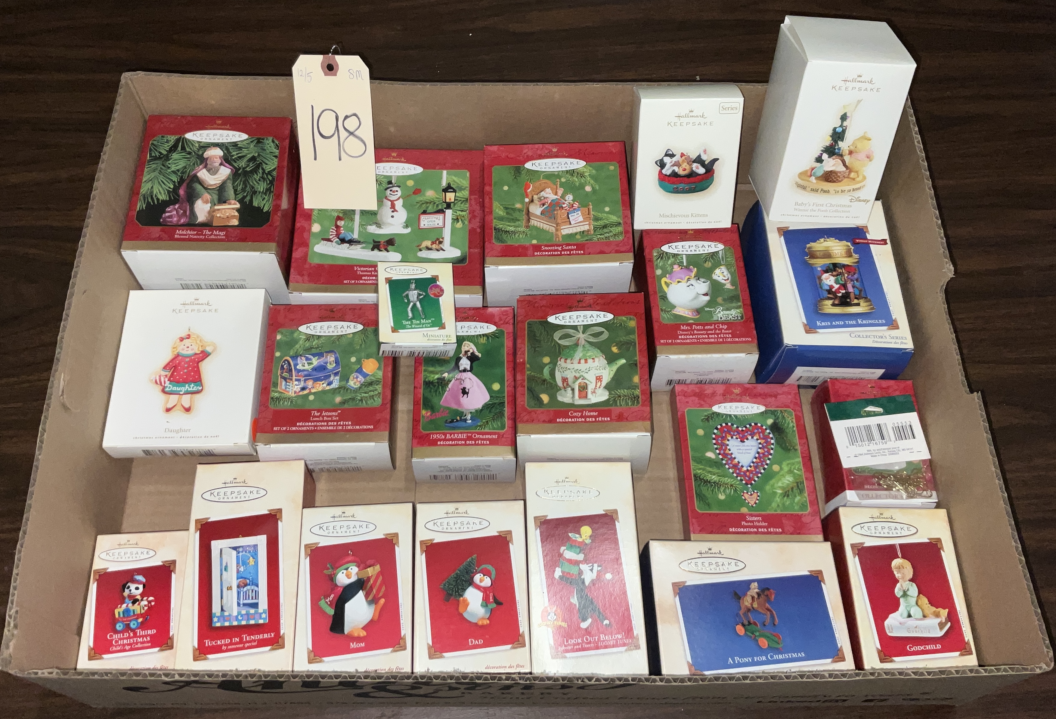 ASSORTMENT OF HALLMARK KEEPSAKE ORNAMENTS Teel Auctions