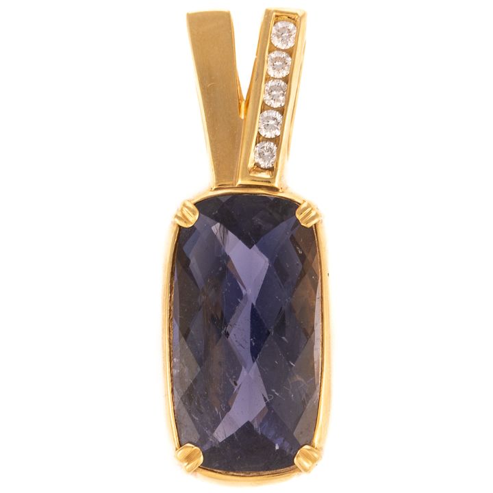 A 13.00 ct Iolite & Diamond Pendant in 18K