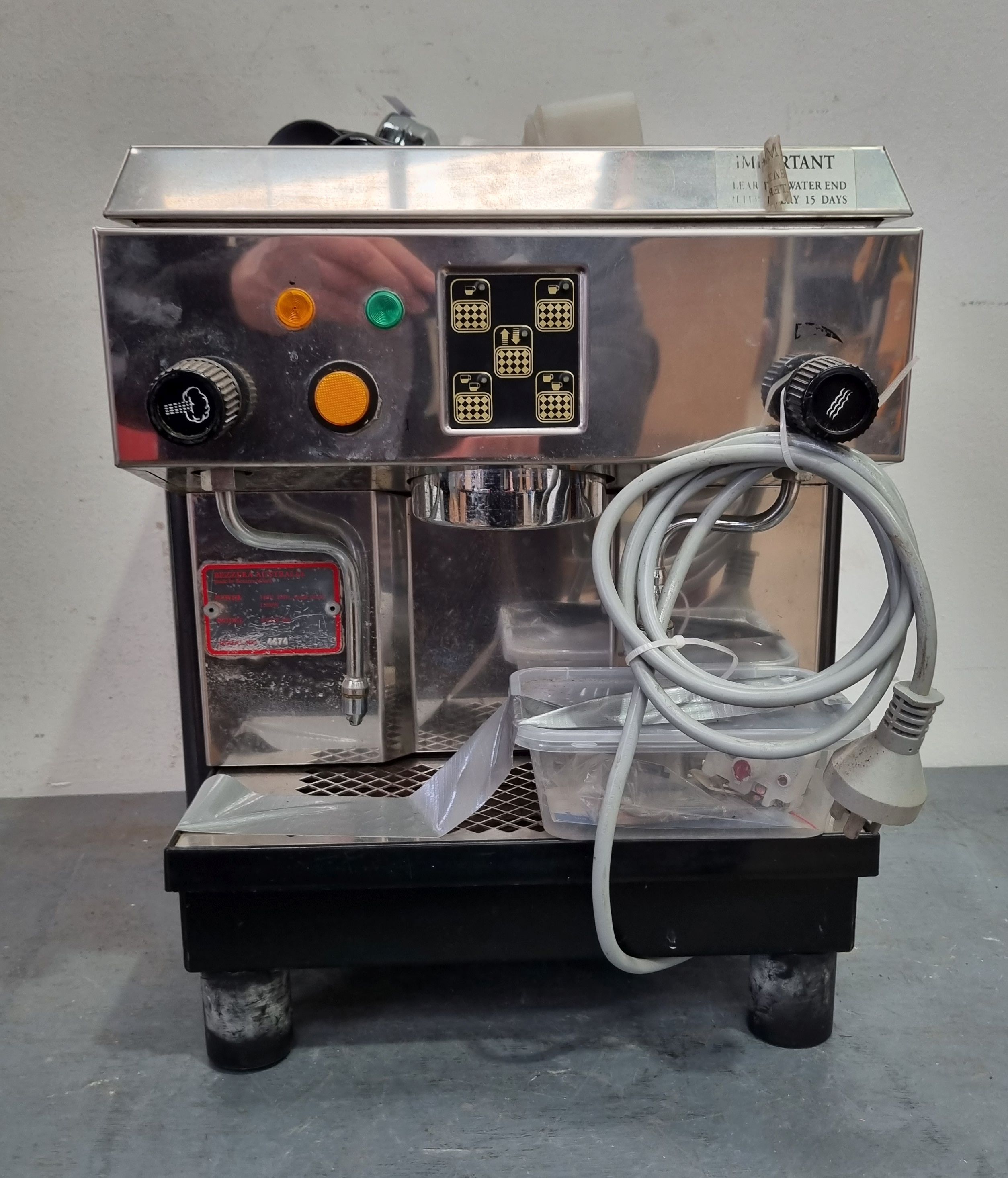 A Bezza Expresso Bz 35e Mg Machine