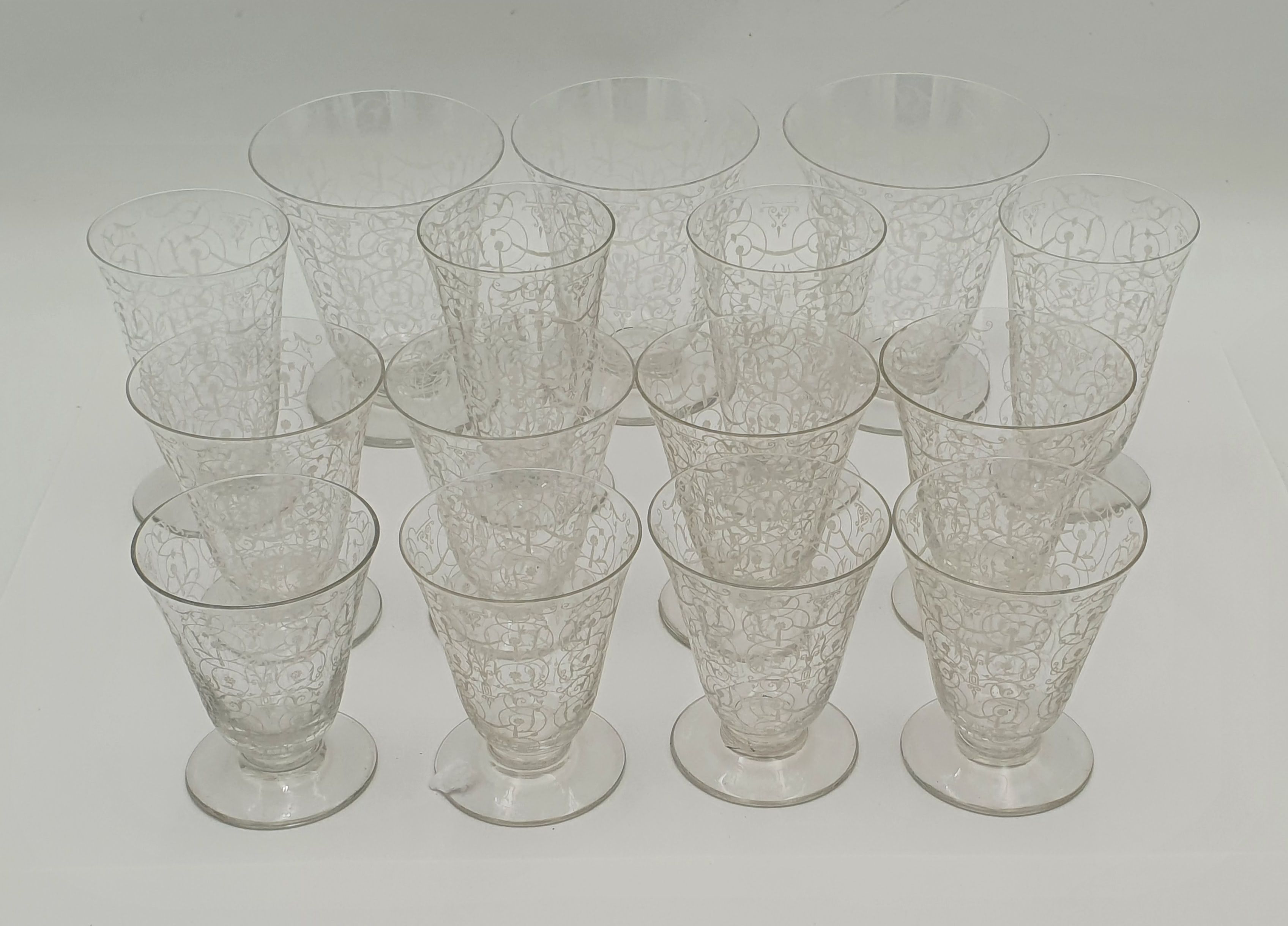 514 · A SUITE OF FIFTEEN BACCARAT 'MICHELANGELO' CRYSTAL GLASSES