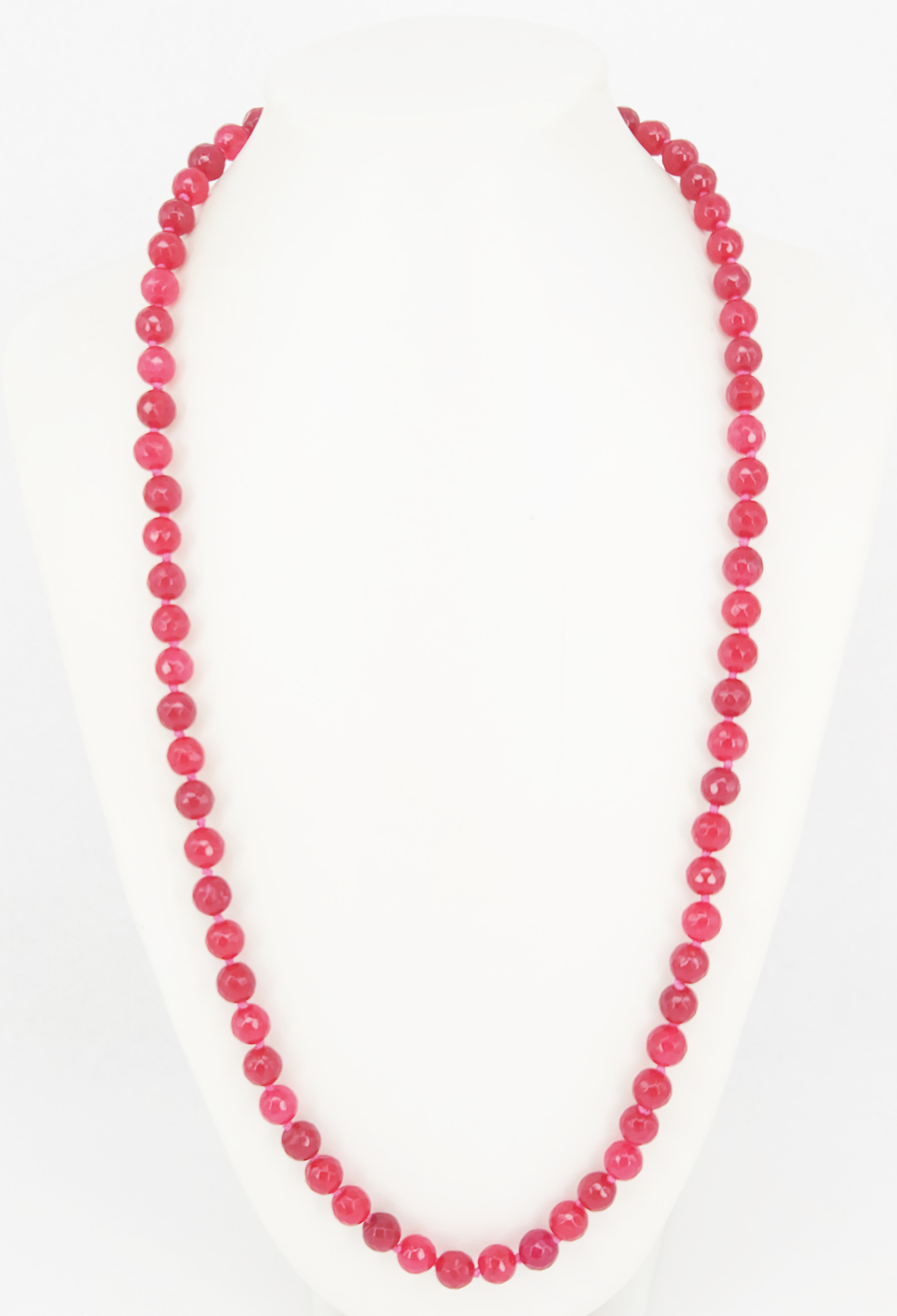 191 · A FACETED DYED RED AGATE BEAD NECKLACE