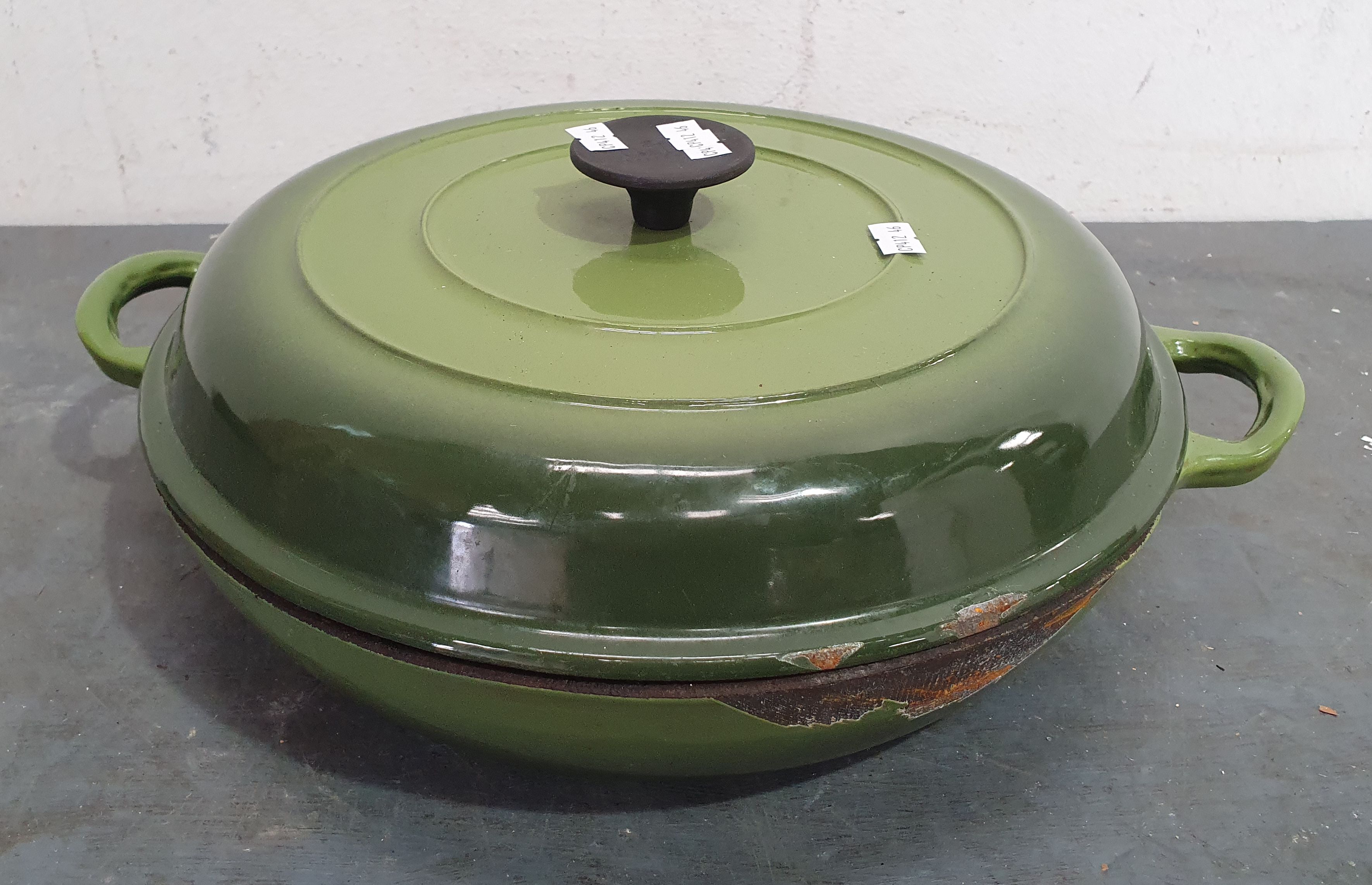1333 · A CROFTON METAL COOK DISH